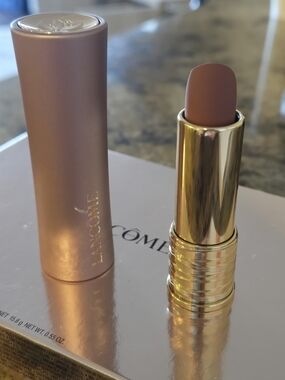 Lancome Unspeakable Feelings LIMITED EDITION- New Never Used Lipstick